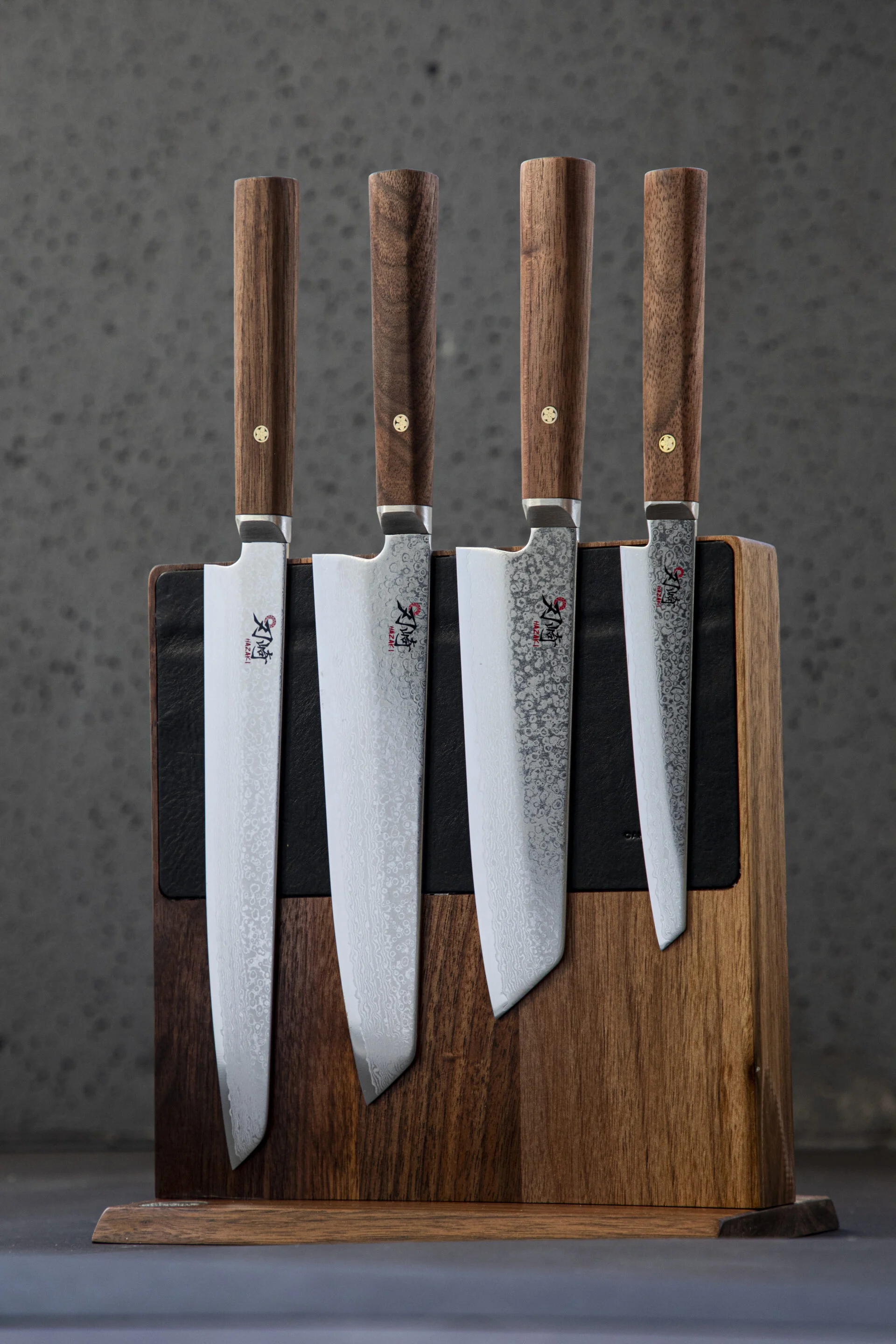 Hazaki - Bloc à couteaux - Noyer et cuir – Image 4